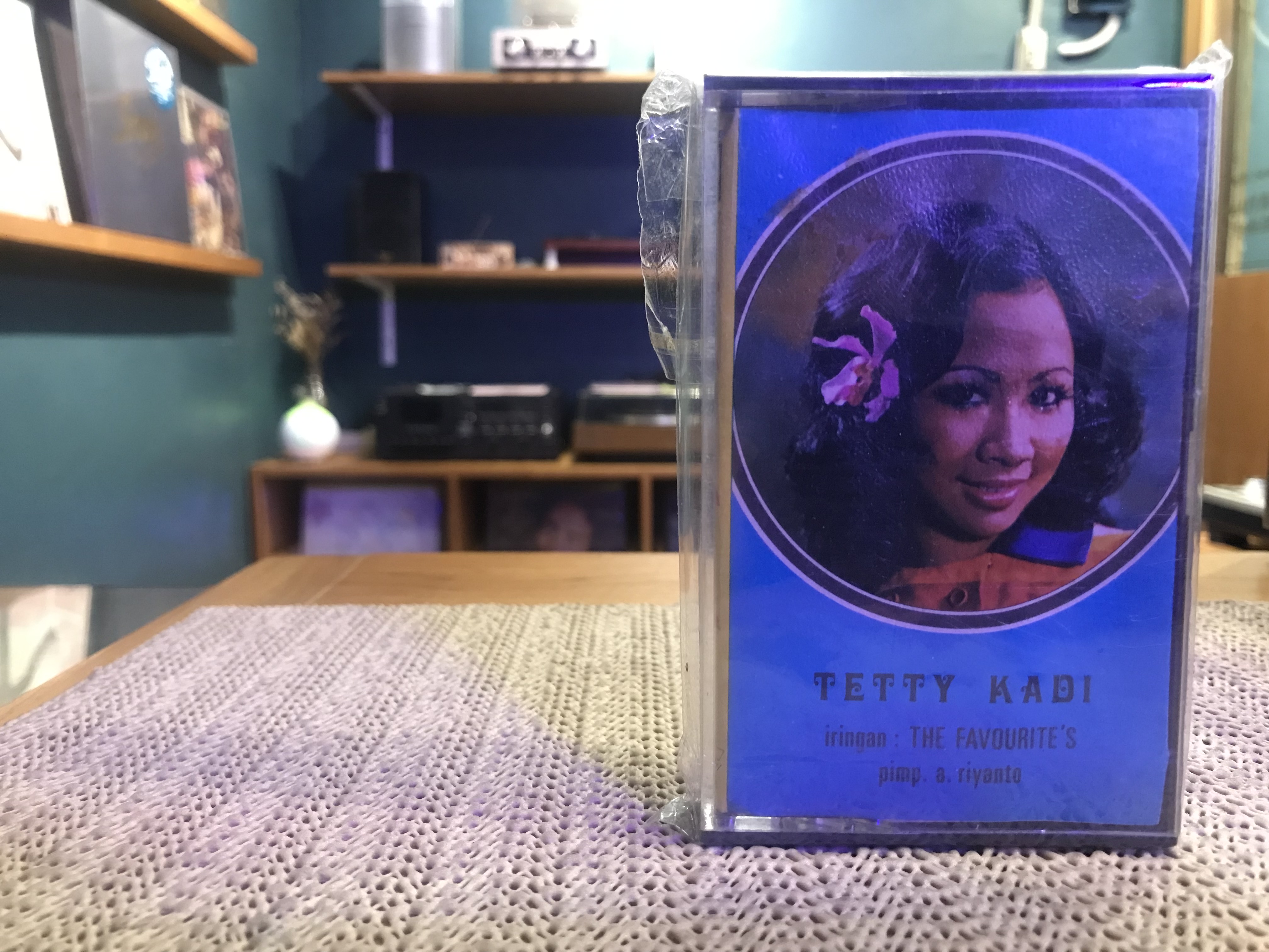 iringan : THE FAVOURITE'S pimp. a. riyanto